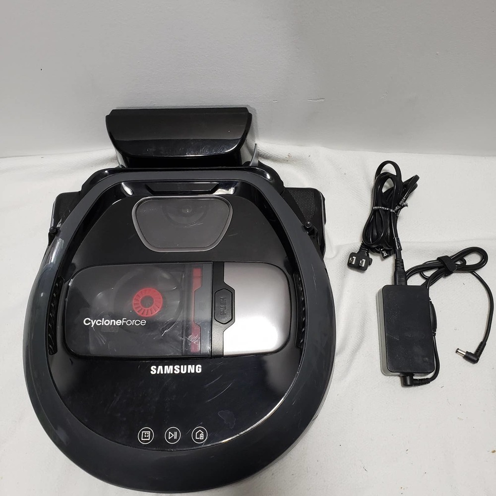 SAMSUNG Powerbot R7040  wifi robotic vacuum cleaner, new brushroll & filter